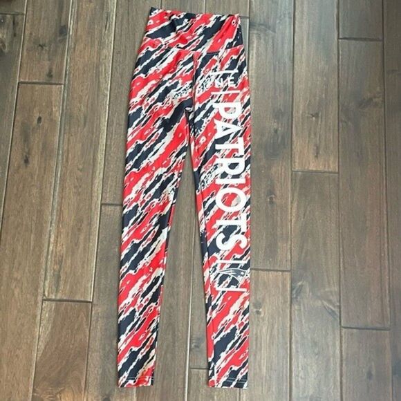 New England Patriots NFL Team Apparrel Patterned Leggings XS - Picture 1 of 5